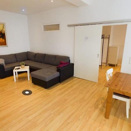 Ferienwohnung Uebach Palenberg Marktplatz Ubach-Palenberg Esterno foto